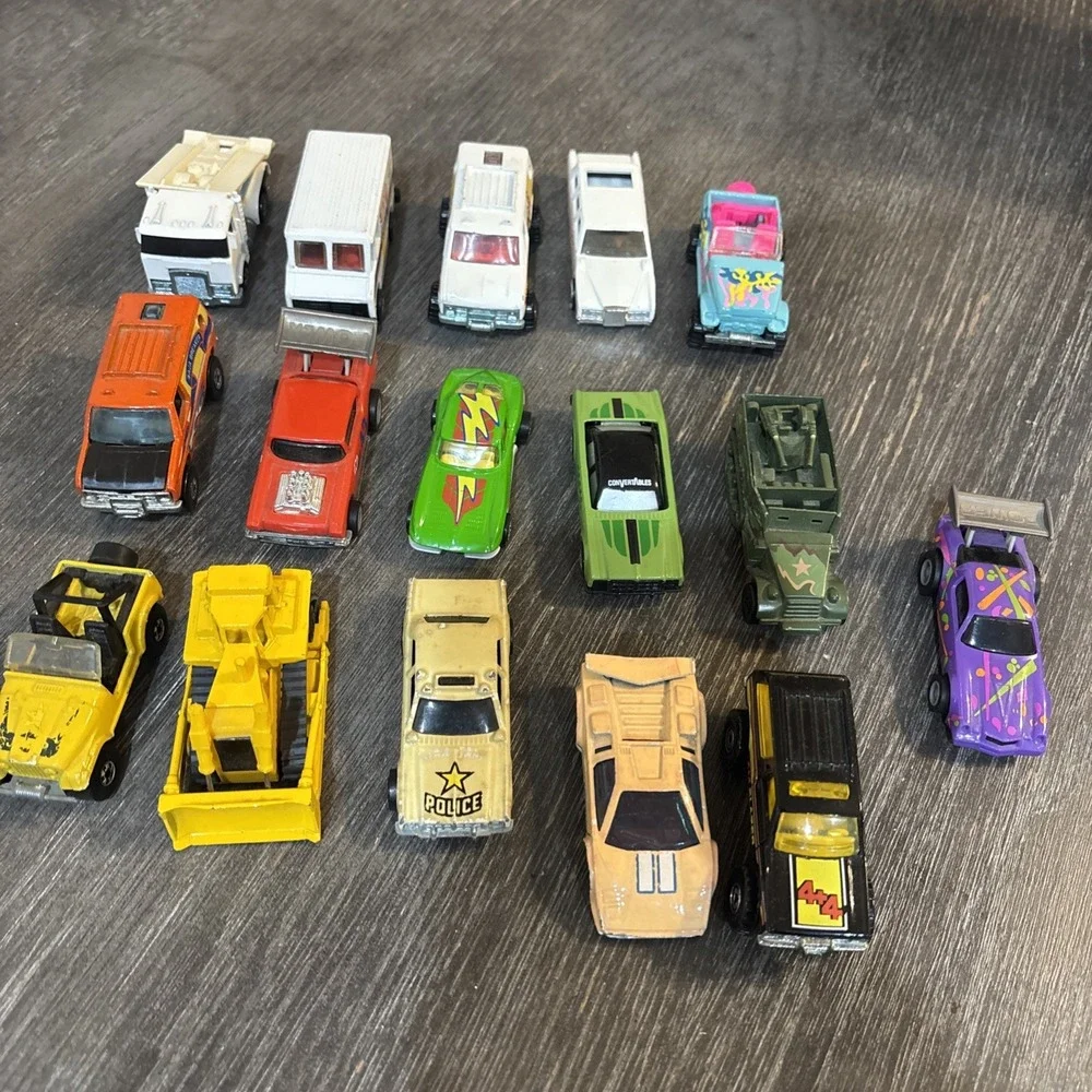 Vintage Hot Wheels Lot of 16 ,1970s 1980s 1990s